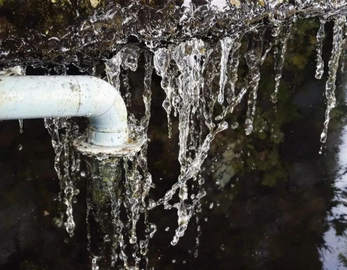 Responsabilité des Dégâts d'Eau : Qui est Chargé des Réparations? Obligations et Droits